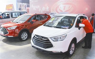 SUV竞争谋变：自主品牌增速耀眼 小型化趋势显著