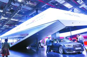 豪华车企争推“粉丝”营销