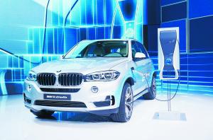 豪华车企争推“粉丝”营销