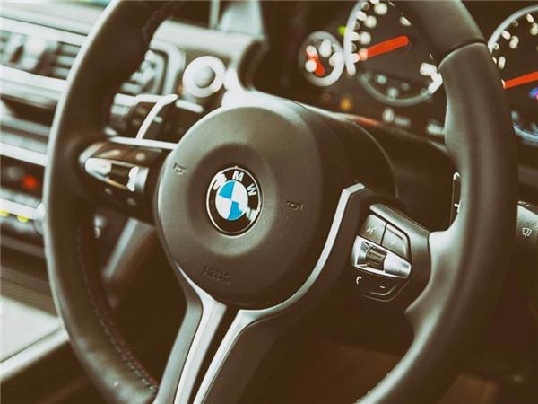 新能源汽车，宝马，豪华品牌，豪华品牌销量，宝马销量，奔驰销量，奥迪销量，宝马新能源车