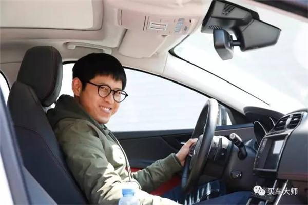 “能甩宝马3系半条街” 宝马车主如此评价捷豹XE