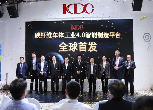 康得新、康得复材炫酷黑科技打造汽车轻量化未来