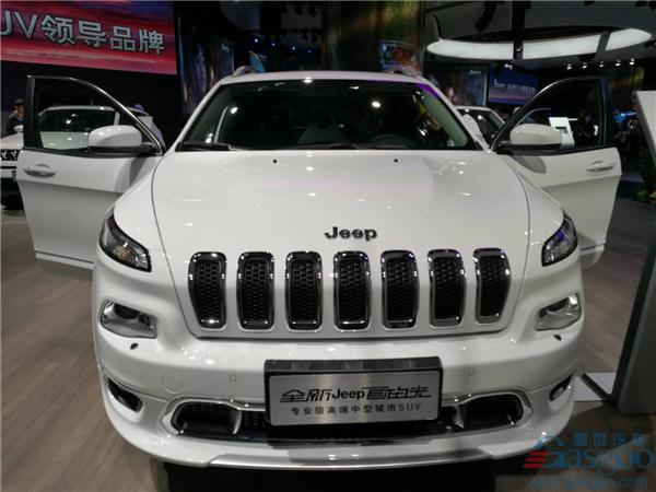 探馆：Jeep全系车型亮相上海车展，概念车Jeep云图惹眼