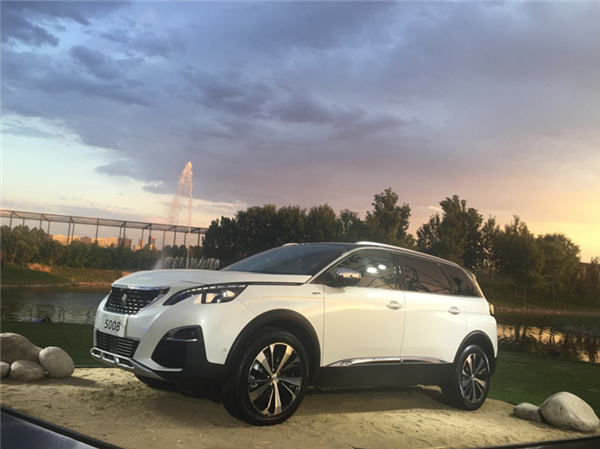 7座SUV,东风标致5008上市