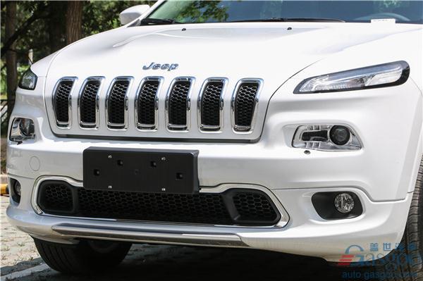升级再进化，2017款全新Jeep自由光到店实拍