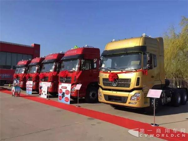 东风商用车6月份销售中重卡15366辆