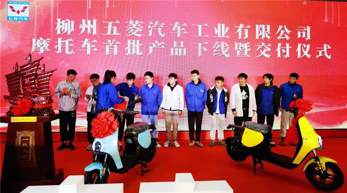 又一款五菱小车曝光,瞄准快递、外卖市场,三蹦子末日到了?