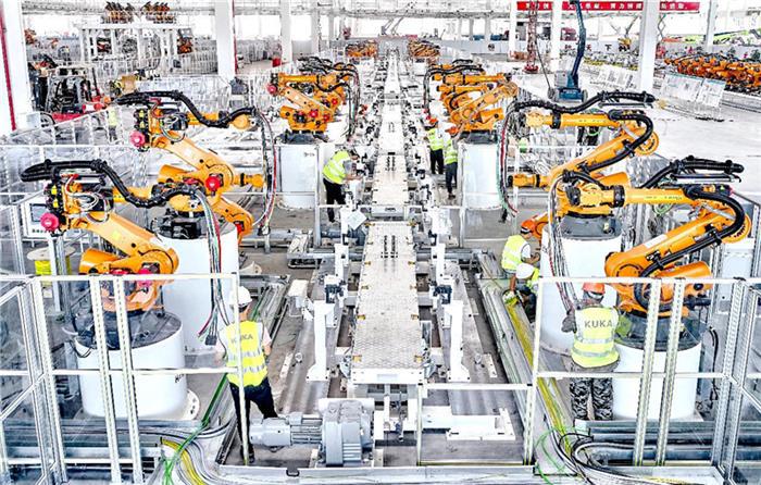 恒大造车术:跨界到颠覆 恒大造车术:跨界到颠覆