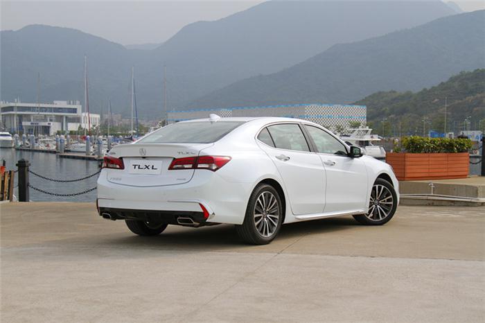长轴却不失运动性 试驾广汽讴歌TLX-L