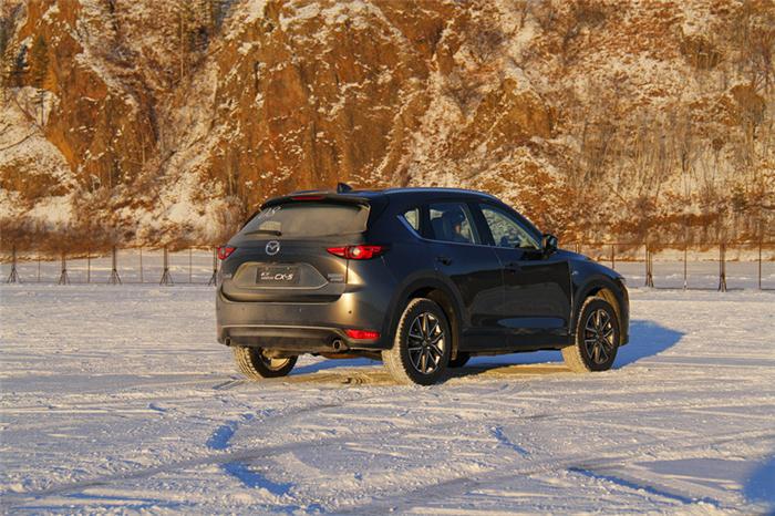 凛冬起舞 冰雪试驾全新马自达CX-5