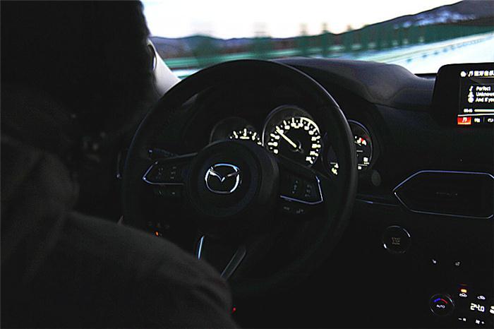 凛冬起舞 冰雪试驾全新马自达CX-5