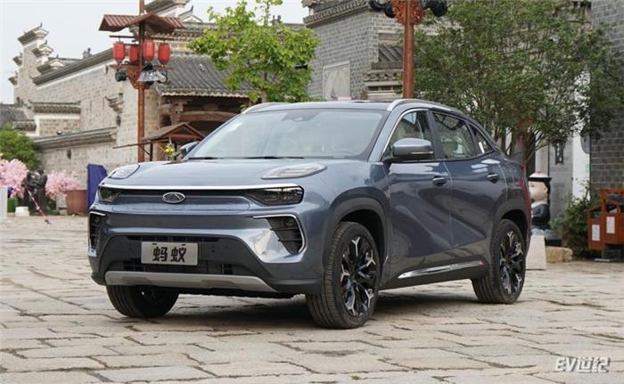 这台新车有点料实拍奇瑞新能源蚂蚁 这台新车有点料实拍奇瑞新能源蚂蚁
