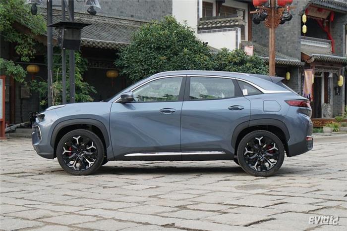 这台新车有点料实拍奇瑞新能源蚂蚁 这台新车有点料实拍奇瑞新能源蚂蚁