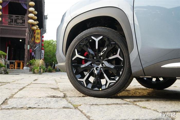 这台新车有点料实拍奇瑞新能源蚂蚁 这台新车有点料实拍奇瑞新能源蚂蚁