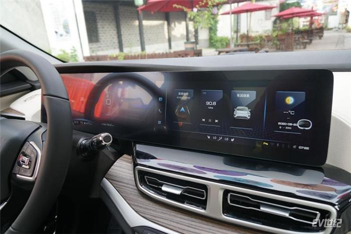 这台新车有点料实拍奇瑞新能源蚂蚁 这台新车有点料实拍奇瑞新能源蚂蚁