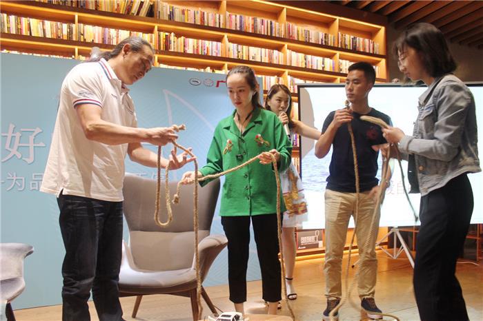 做更好的自己，雷凌双擎用行动诠释“为品质，步履不停”