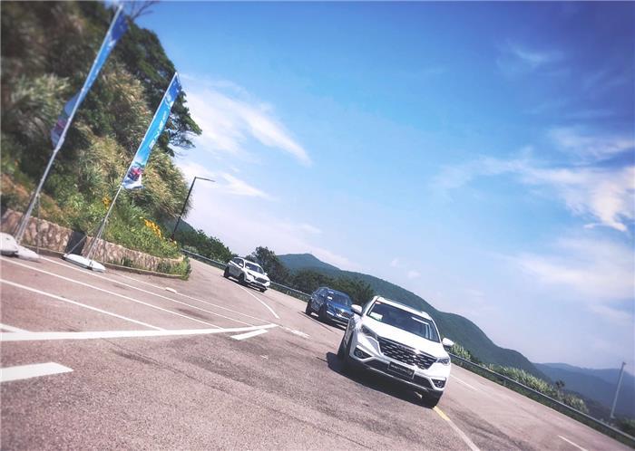 舟山试驾一汽奔腾SENIA R9