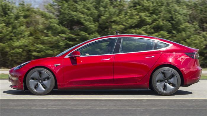 《消费者报告》：将对制动系统修复后的Model 3重新测试