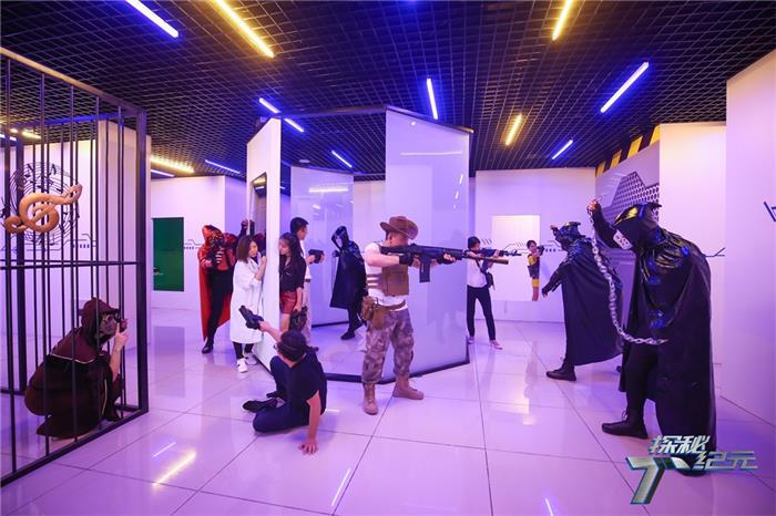 暴雨中稳稳急刹 T-ROC探歌展示过人实力