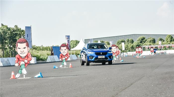 亿万喝彩 我WEY球狂 C罗巅峰挑战赛激情收官