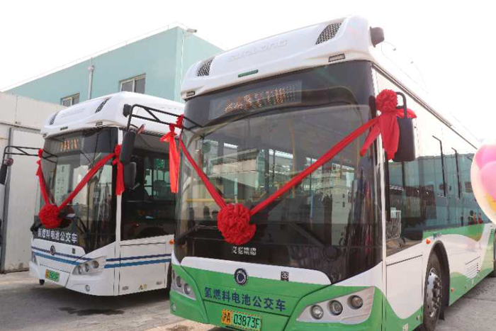 上海市奉贤区燃料电池公交车首批交付