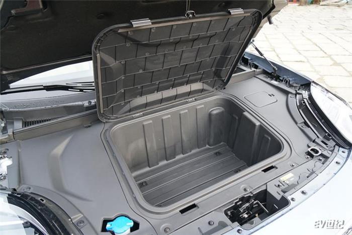 这台新车有点料实拍奇瑞新能源蚂蚁 这台新车有点料实拍奇瑞新能源蚂蚁