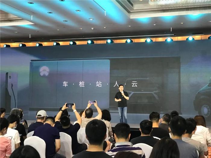 蔚来:跑得更快,也更轻盈