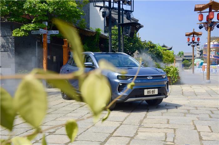 从来没有天降馅饼，2021年新能源汽车市场变成&ldquo;突围赛&rdquo;