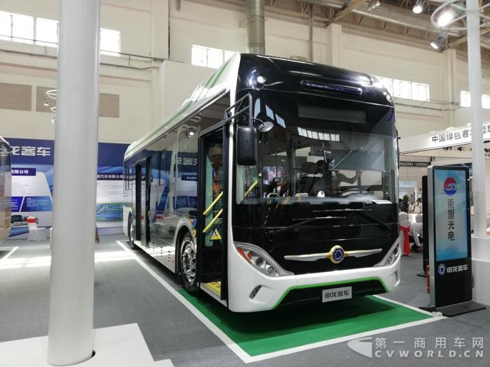 申龙SLK6101UBEVY纯电动城市客车2.jpg