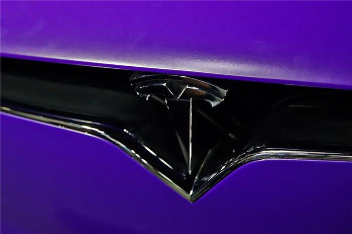 五辆折扣车毁不掉特斯拉，始终“摇摇欲坠”的价格才是大问题