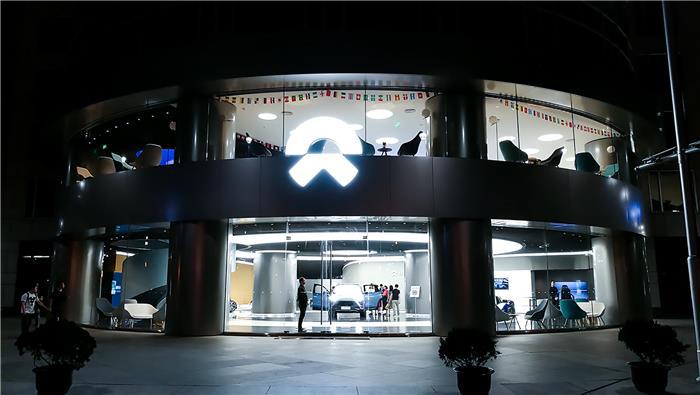 蔚来汽车5月交付6711台,网友:这么好卖为啥在路上看不见?