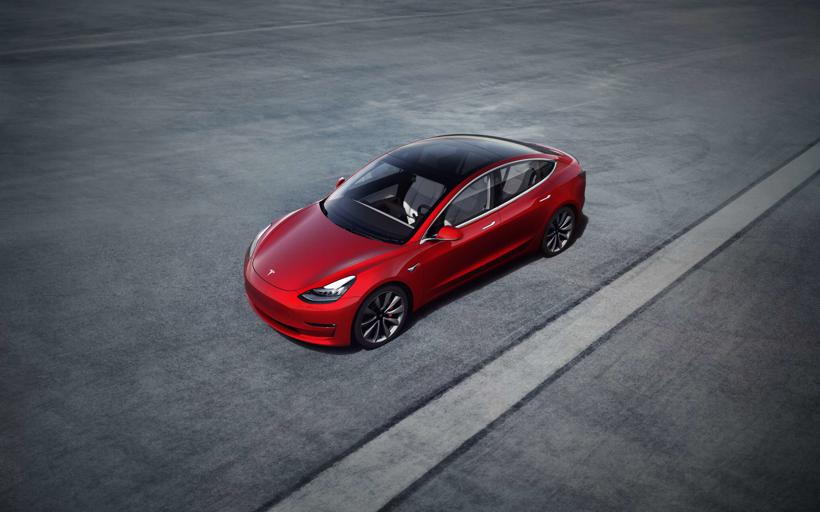 马斯克回应国产Model 3减配：若订购FSD车载计算机可以免费升级