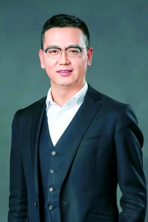 人事变动，人事变动