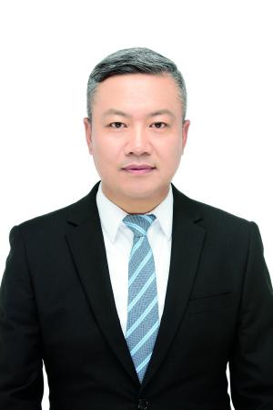 人事变动，人事变动