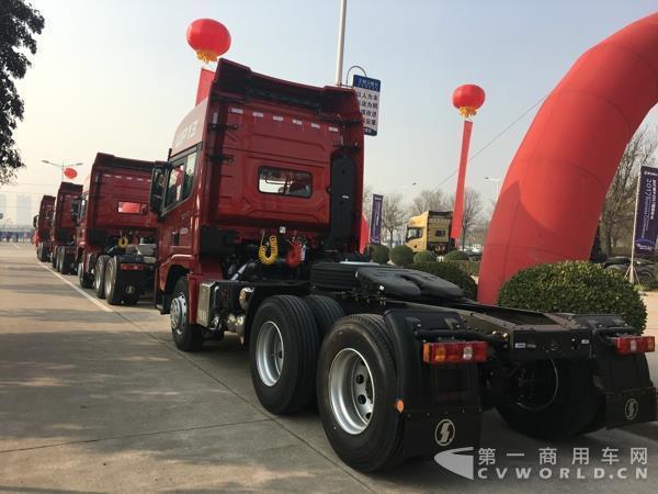 陕汽商务大会：多款中卡和重卡新品曝光