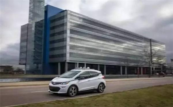 通用，自动驾驶