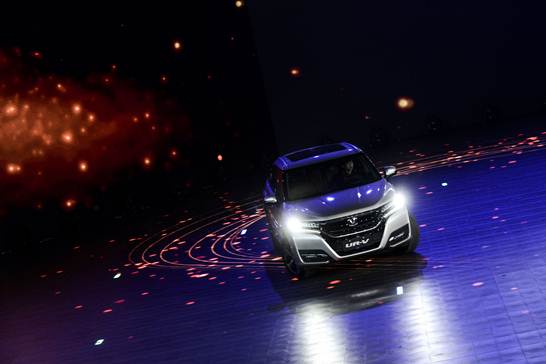 售价24.68—32.98万元 ​ 东风Honda新都会SUV旗舰车型UR-V震撼发布