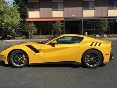 ȵ㳵ͣF12TDF,F12 Berlinetta