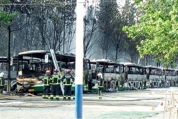 电动汽车，北京蟹岛电动,电池漏电爆炸