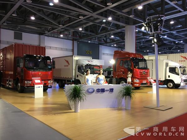 首个中国品牌日 看商用车企如何炫技快递物流博览会
