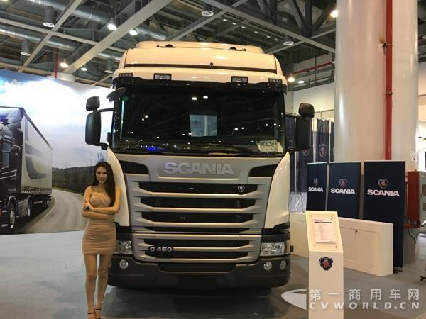 首个中国品牌日 看商用车企如何炫技快递物流博览会