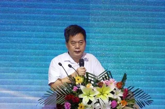 华菱星马年中商务大会结束 下半年准备怎么干？