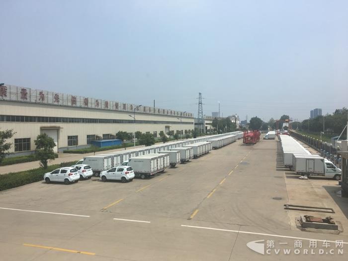 纯电动物流车7月暴增15倍 东风、新楚风、通家三强鼎立