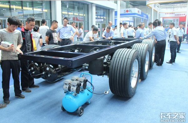 新车，梁山车展,卡车轻量化，高端卡车