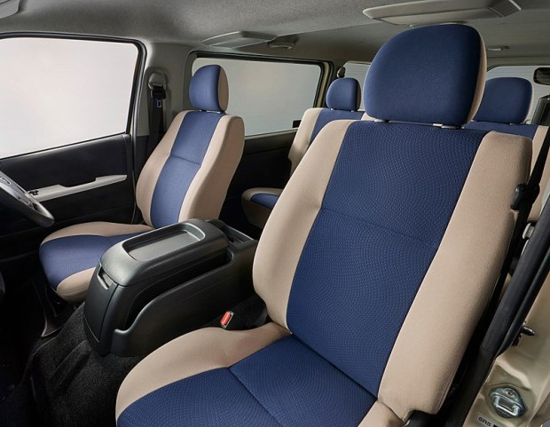 新车，丰田HIACE,五十周年纪念版