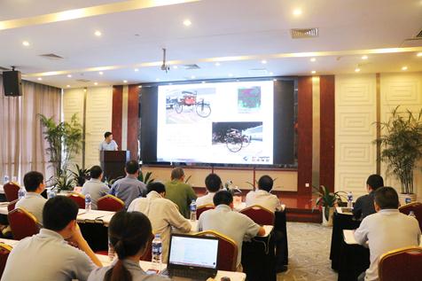 “夯实基础 驱动创新”上海荣南科技召开第二届科技大会
