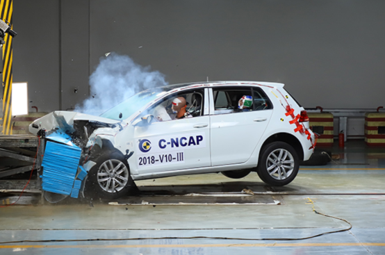 看Jeep大指挥官如何征服“史上最严”C-NCAP