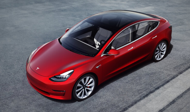马斯克证实：特斯拉Autopilot未来可帮助车辆避开路面坑洞