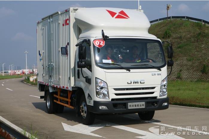 江铃3月销车3.7万辆 轻卡销1.3万辆 重卡大涨14倍