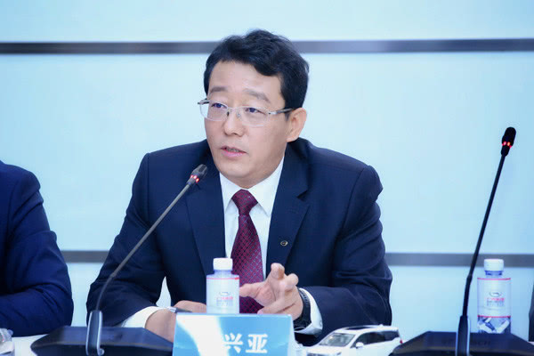 股比之争